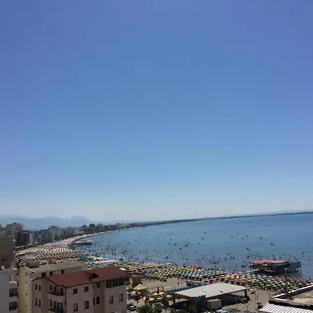 Apartman Holiday Home