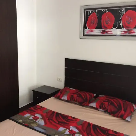 Holiday Home Apartment Shëngjin