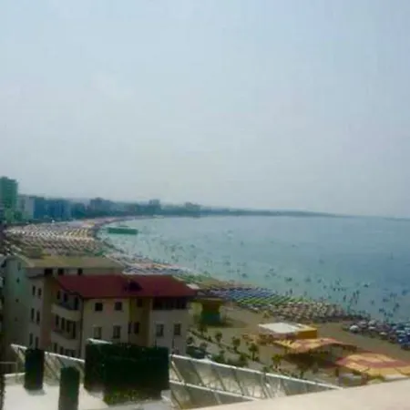 Holiday Home Шенджин